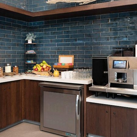 Отель Seattle Marriott Редмонд Экстерьер фото